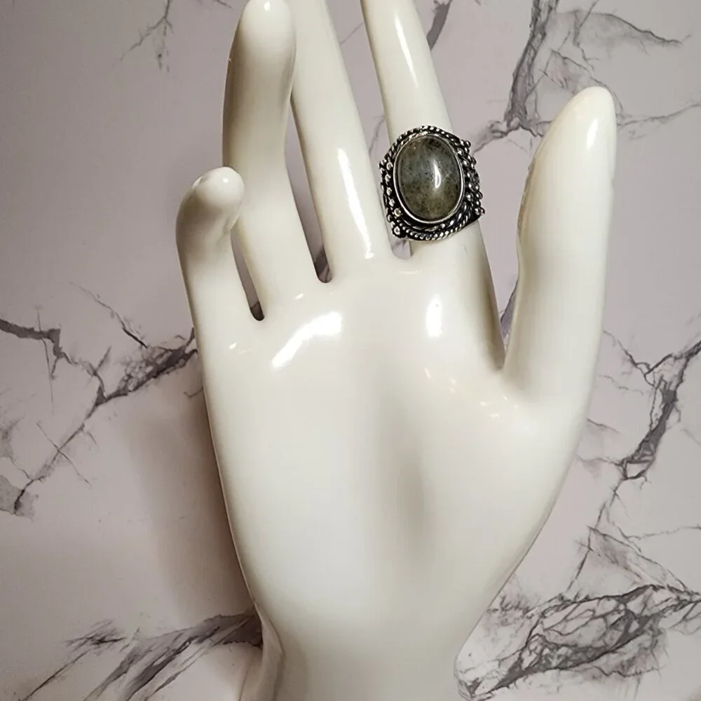 925 Silver Gray Stone Ring
